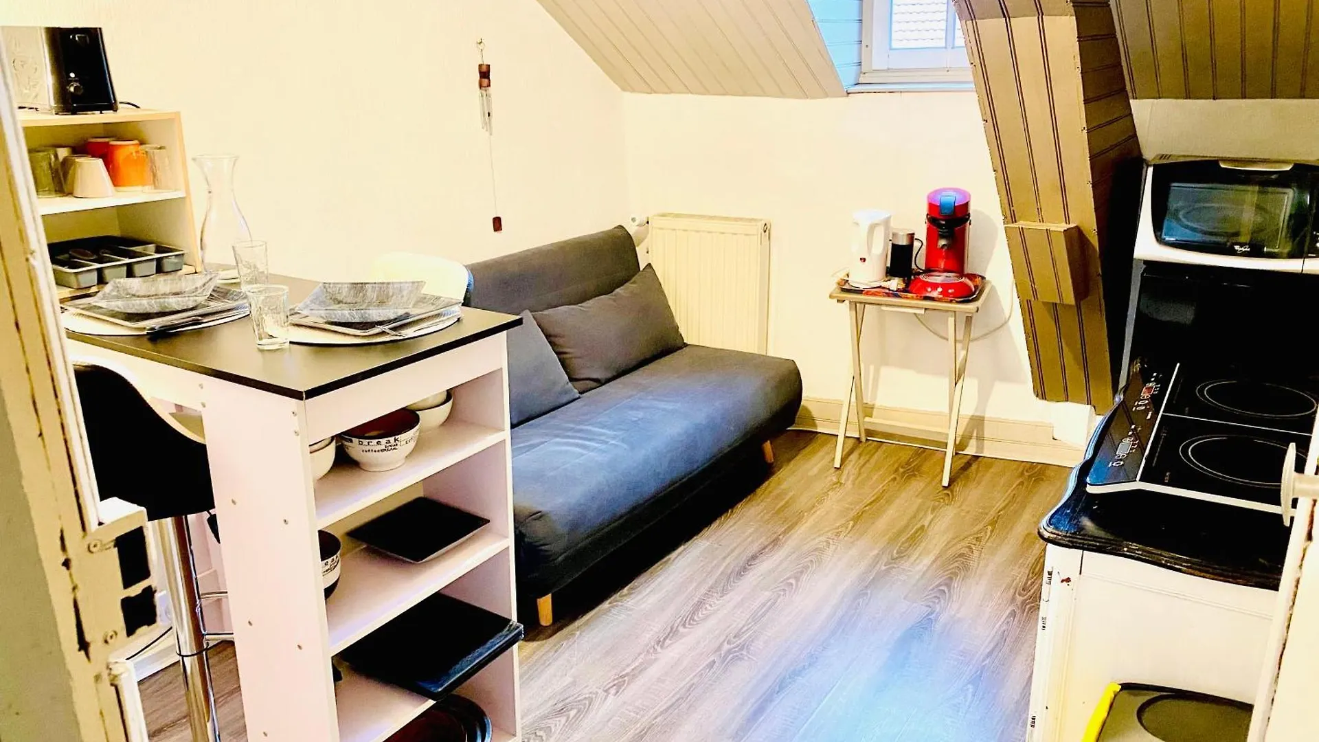 Logements Un Coin De Bigorre - T2 De Campagne - Canal Plus & Netflix - Wifi Fibre - Centre Village Tournay Франция